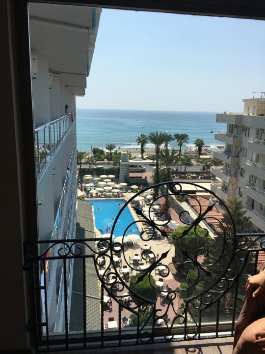 Ausblick Kaila Beach Hotel