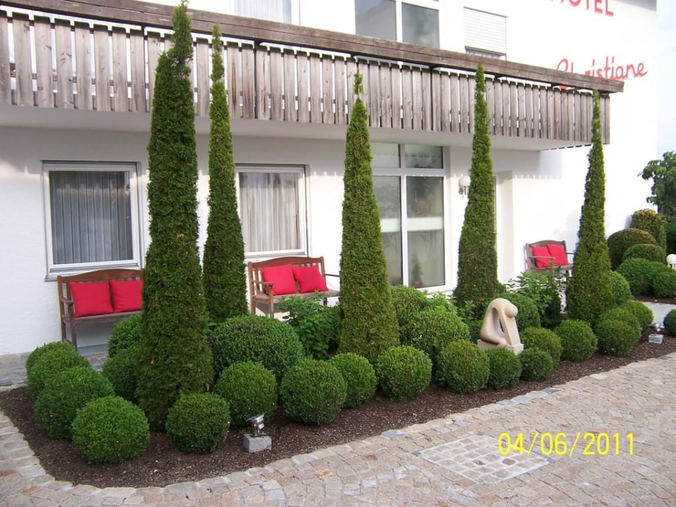 Neuer Innenhof Hotel Christiane