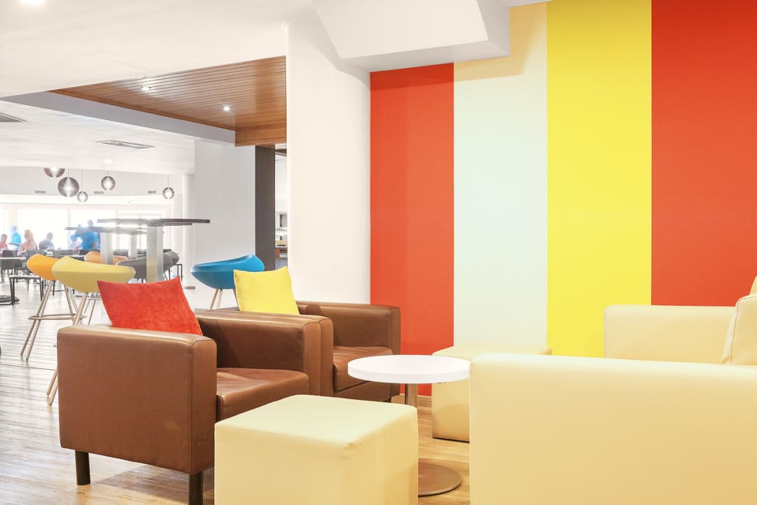 Lobby Luna Miramar Club