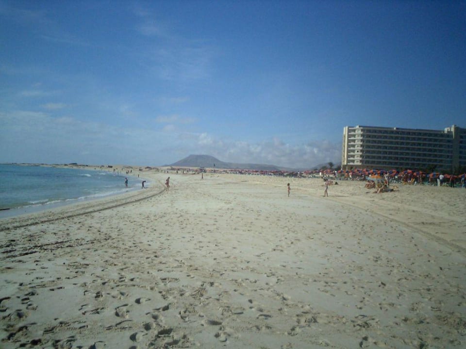 Blick zum Nachbarhotel Olivia Beach Hotel Riu Palace Tres Islas