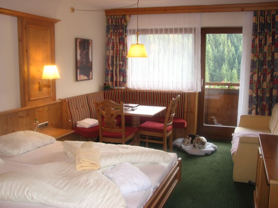 Zimmer mit Eckbank Hotel Alphof Alpbach