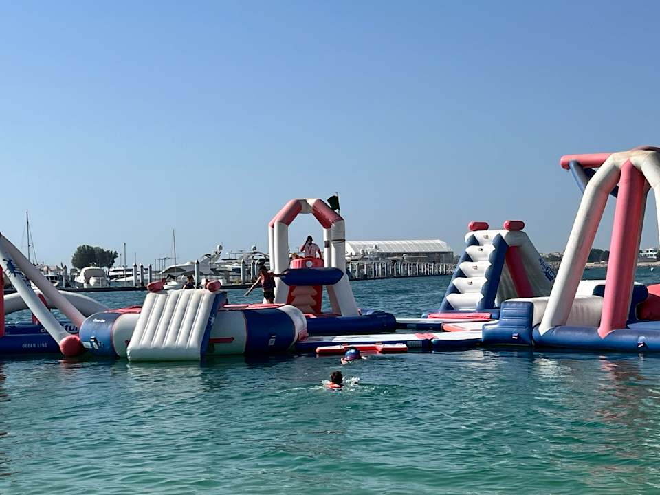 Strand Emirates Palace Mandarin Oriental