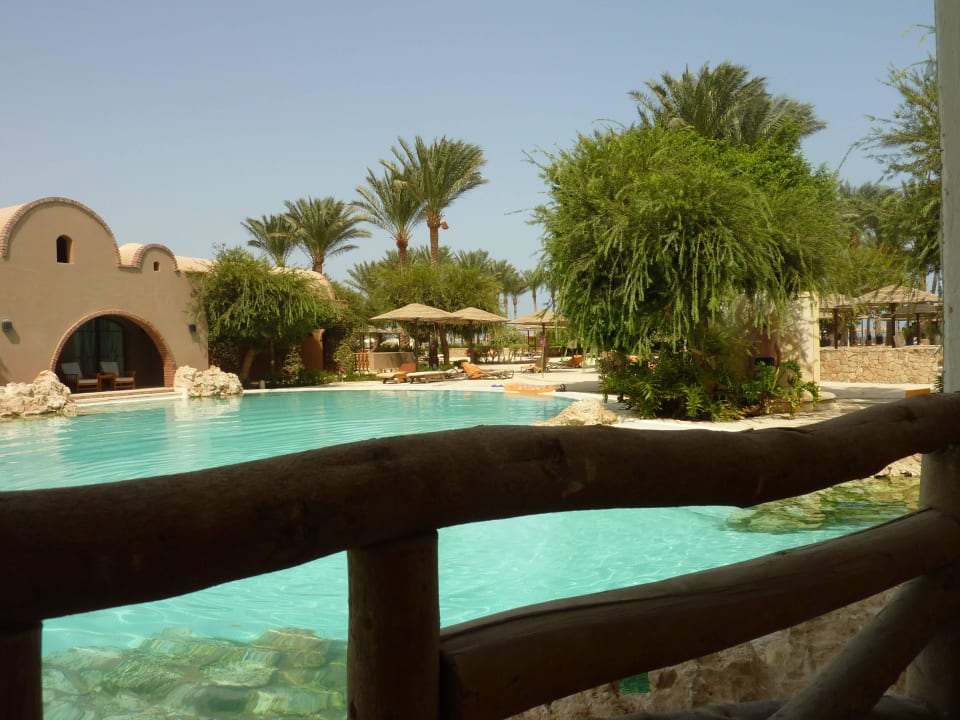 Blich vom Island Restaurant zum Pool Grand Makadi