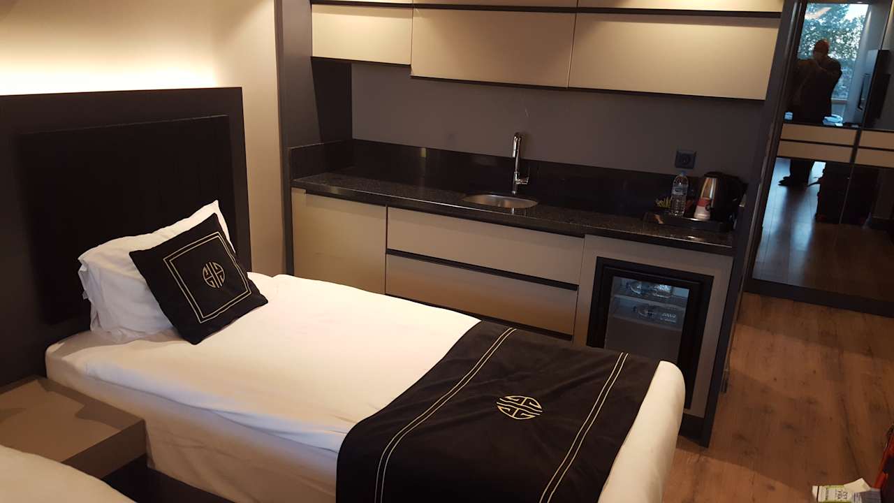 Zimmer Best Western Premier Hidden Hills Hotel