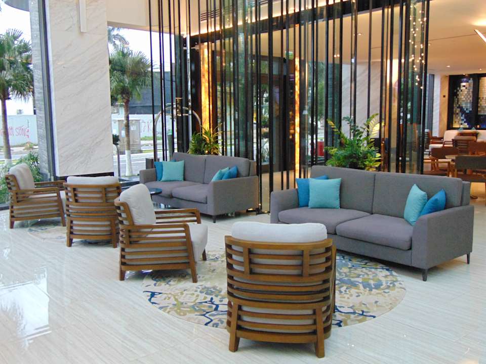 Lobby Hilton Garden Inn Da Nang