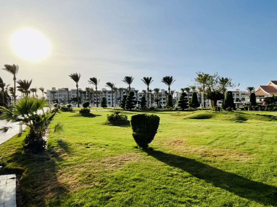Gartenanlage Pickalbatros Dana Beach Resort - Hurghada