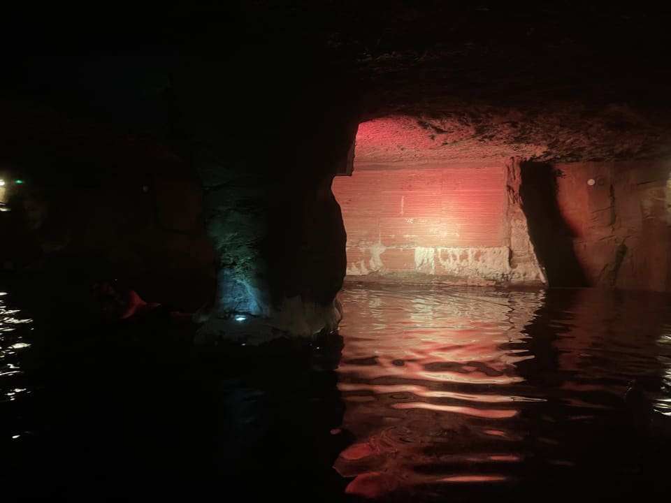 Pool Bull Escorial & Spa