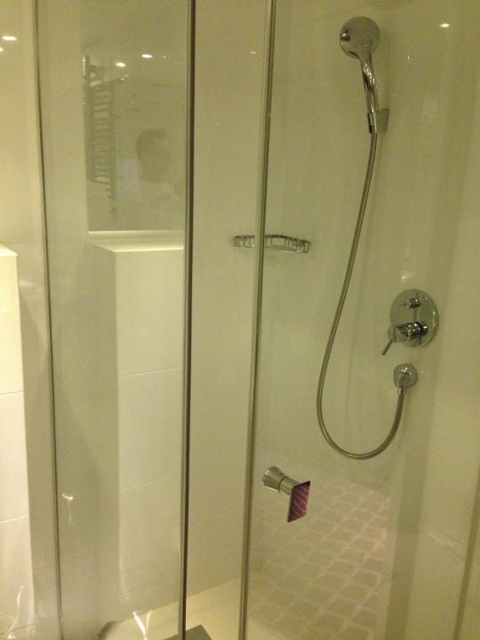 Lazienka Marine Hotel by Zdrojowa