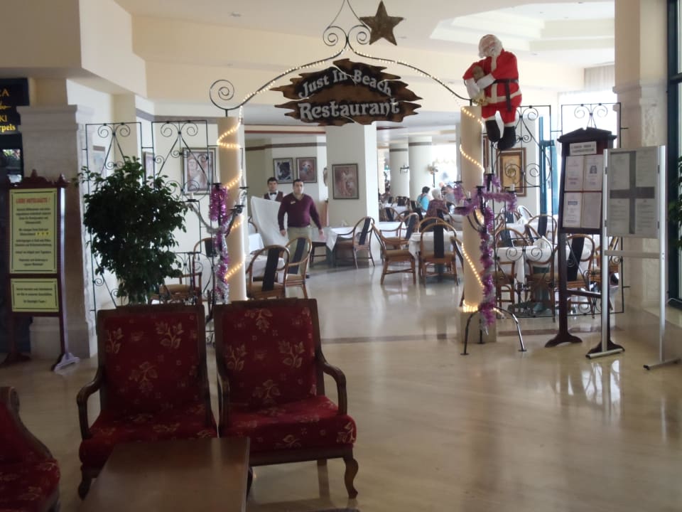 Vorweihnachtlich geschmückt  Aska Hotel Just in Beach