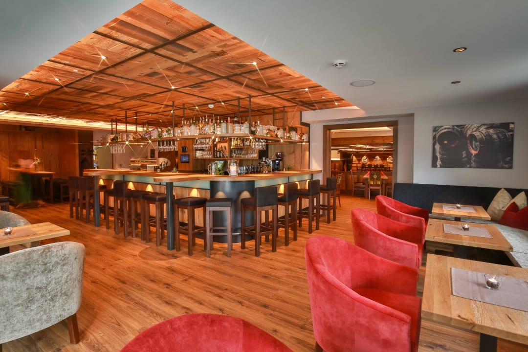 Bar/Lounge "Vis á Vis" Zur Post