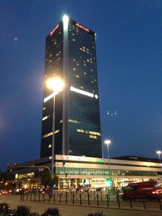 Bei Nacht Warsaw Marriott Hotel