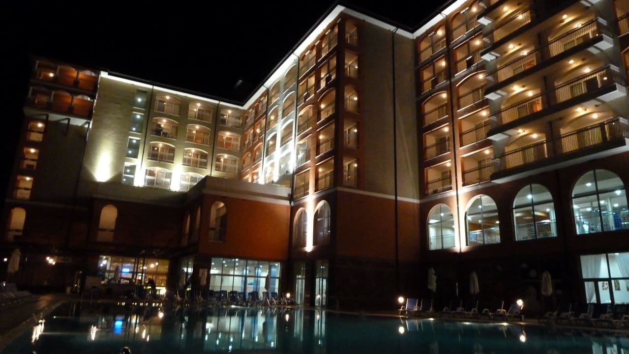 Tolle Lichtakzente am Abend Sol Luna Bay