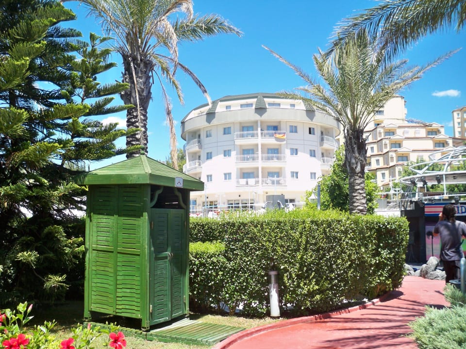 Gartenweg zum Strand Side Sun Hotel