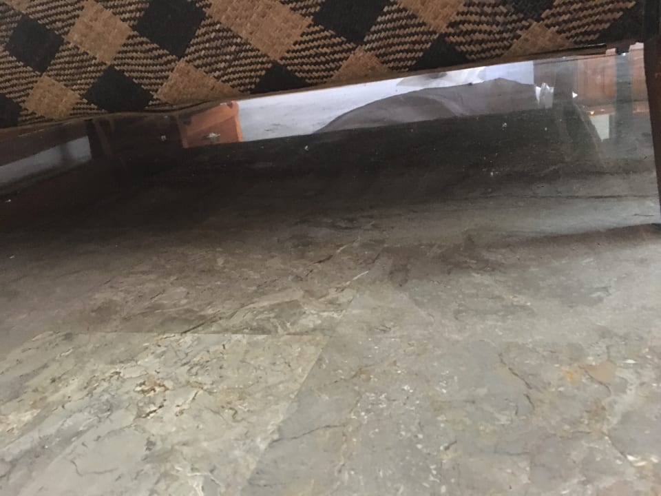 Zimmer Puri Santrian