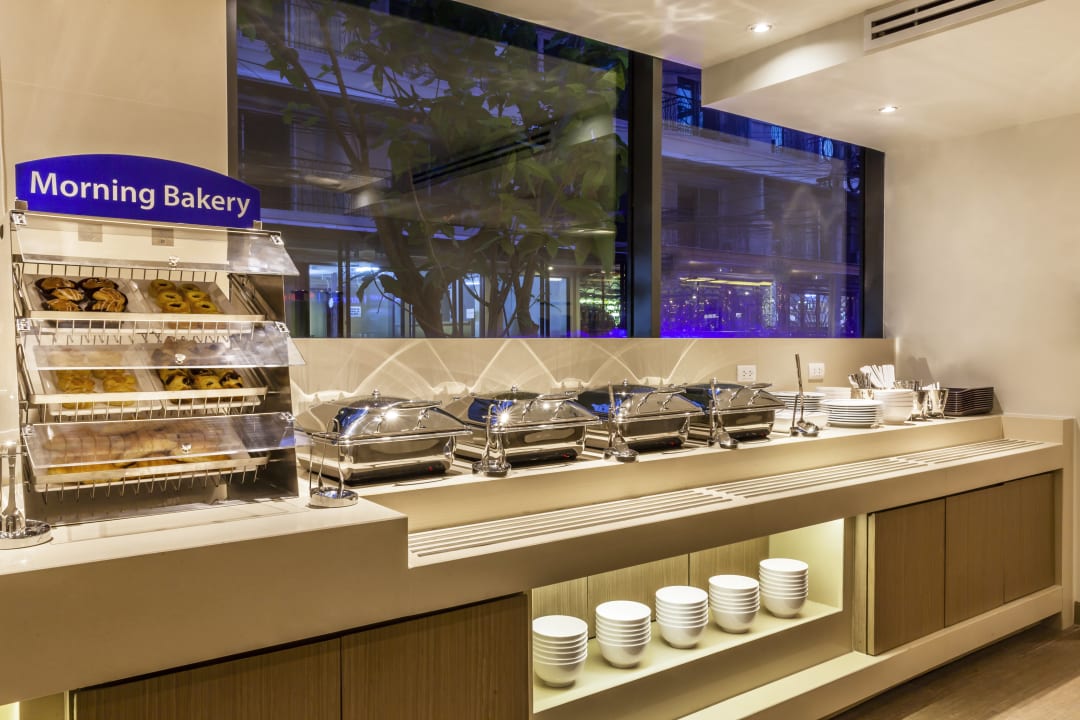 Restaurant Holiday Inn Express Bangkok Sukhumvit 11