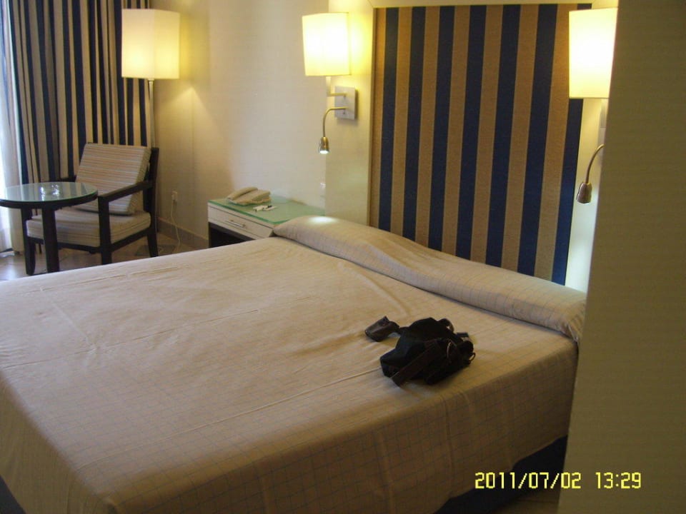 Gemütliches Bett Hotel H10 Tindaya