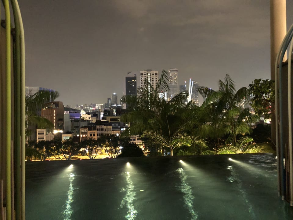 Pool Parkroyal on Pickering