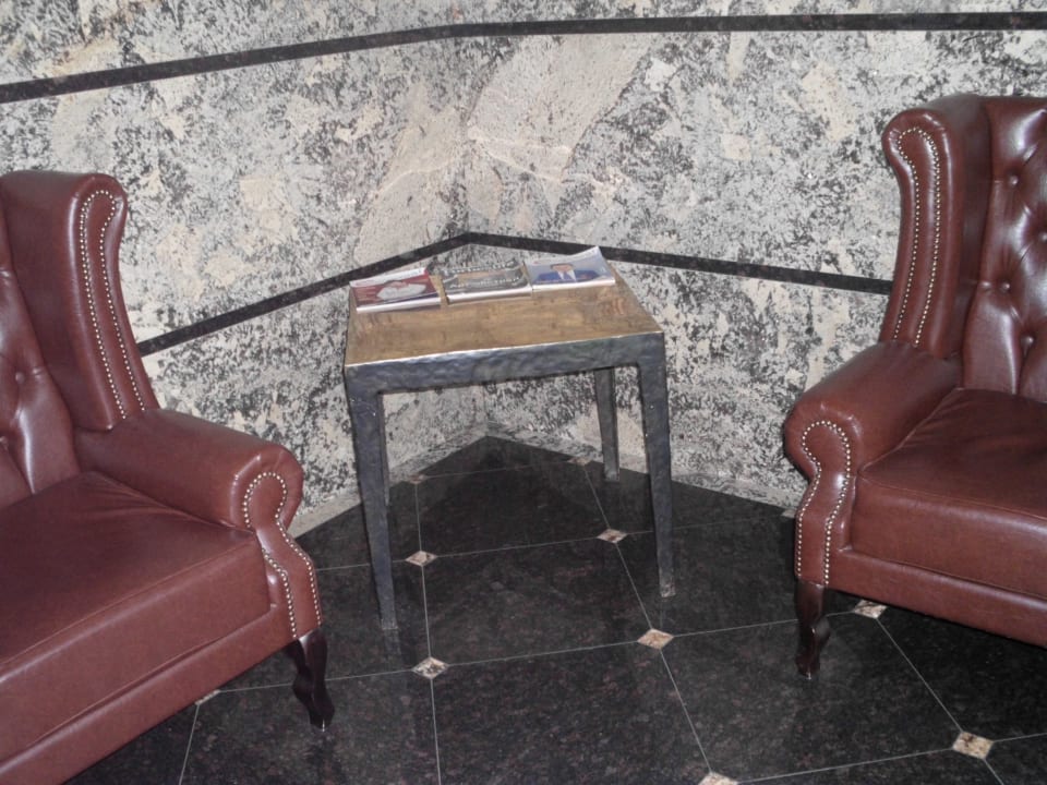 Lobby City Park Hotel