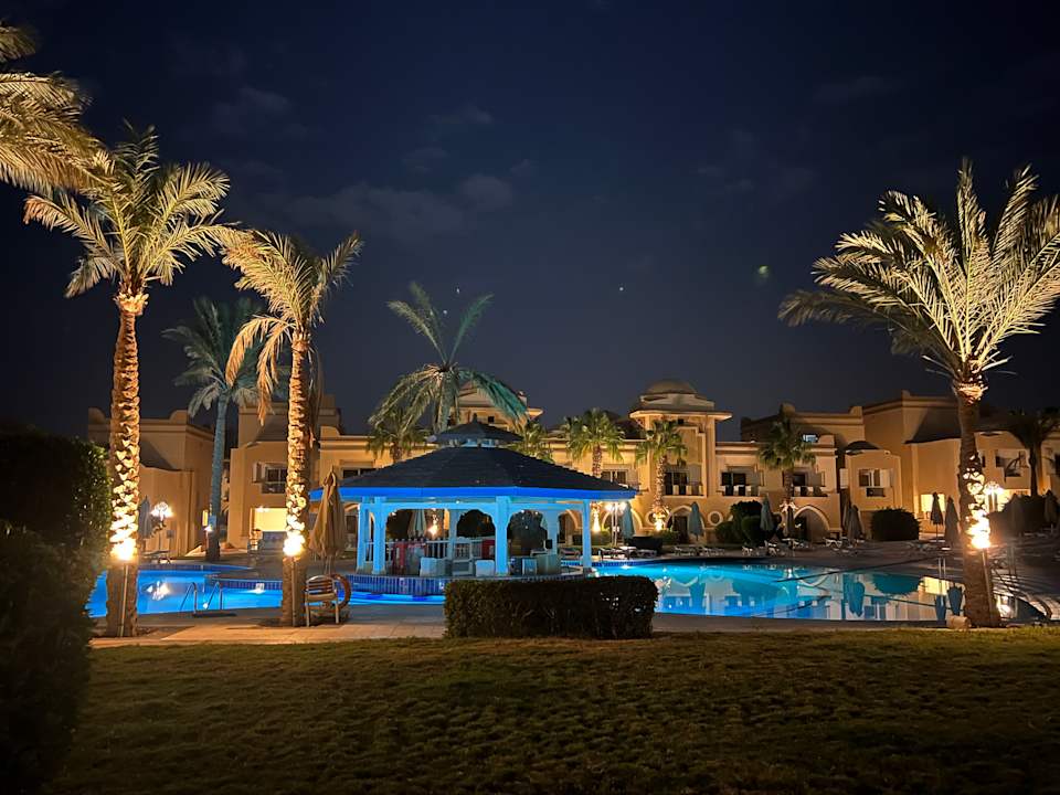 Pool Serenity Alpha Beach