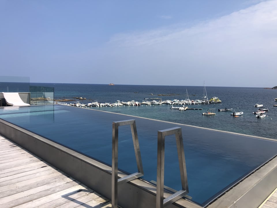 Pool Hotel Le Pinarello