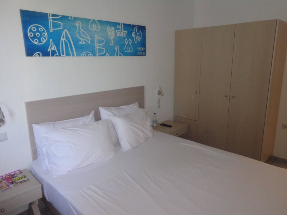 Bett Hotel Meropi