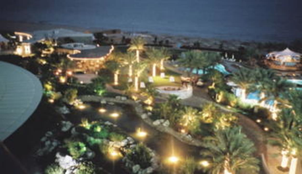 Lichtermeer Hotel Le Meridien Al Aqah Beach Resort