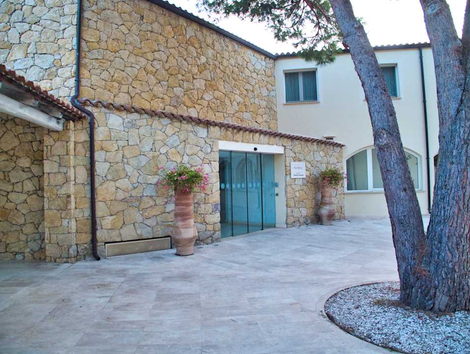 Außenansicht Is Arenas Resort