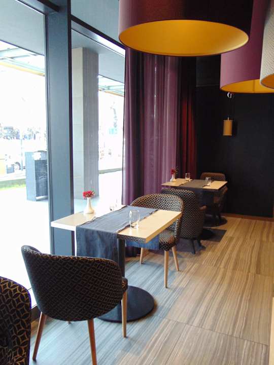 Gastro Mercure Almaty City Center