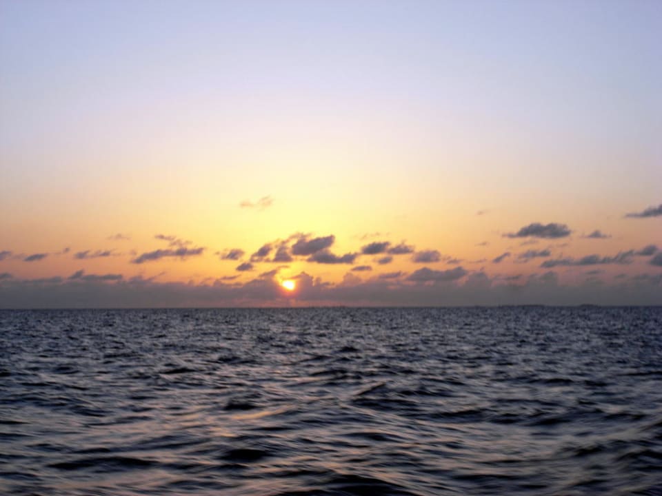 Der Blick auf die aufgehende Sonne Adaaran Club Rannalhi - All Inclusive