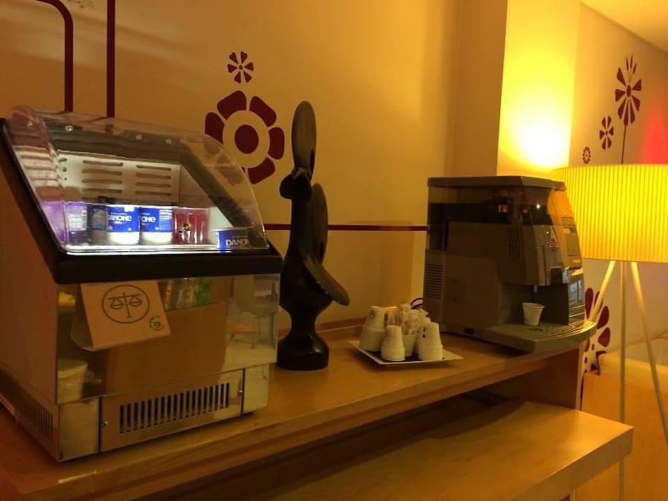 Breakfast 6 ibis Hotel Porto Centro