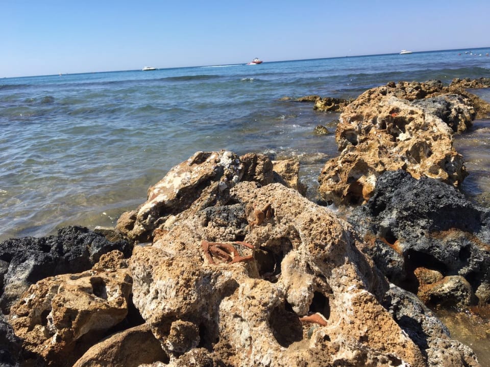 Strand Melas Resort Hotel