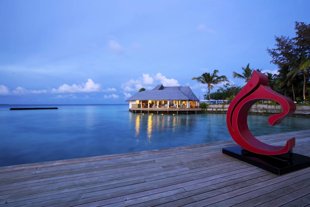 Außenansicht Centara Ras Fushi Resort & Spa Maldives
