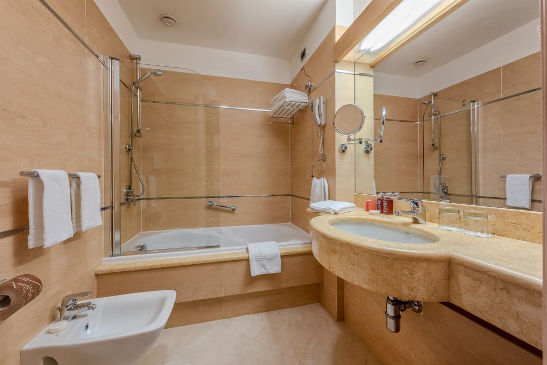 Zimmer Acacia Resort