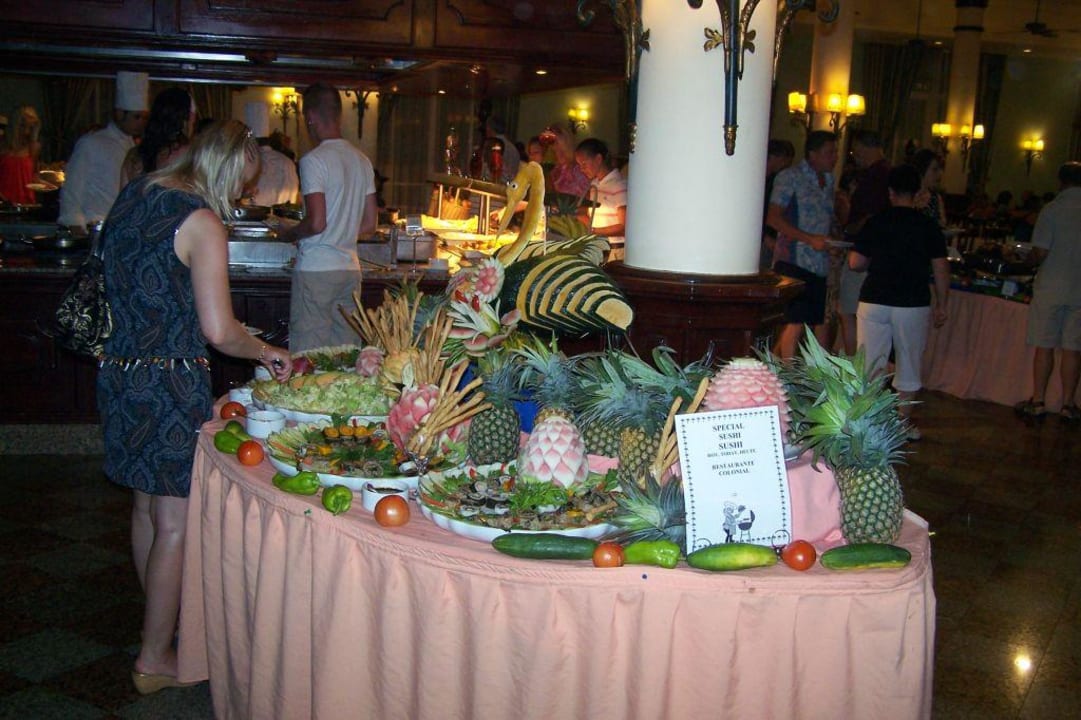 Themenabend im Hauptrestaurant Hotel Riu Bambu