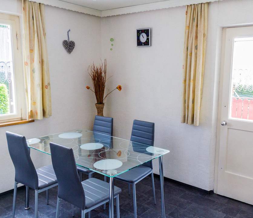 Küche - Esstisch Ferienhaus Greber