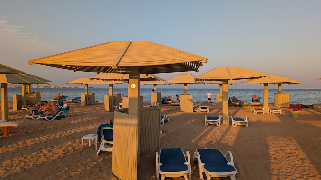 Strand Premier Le Reve Hotel & Spa