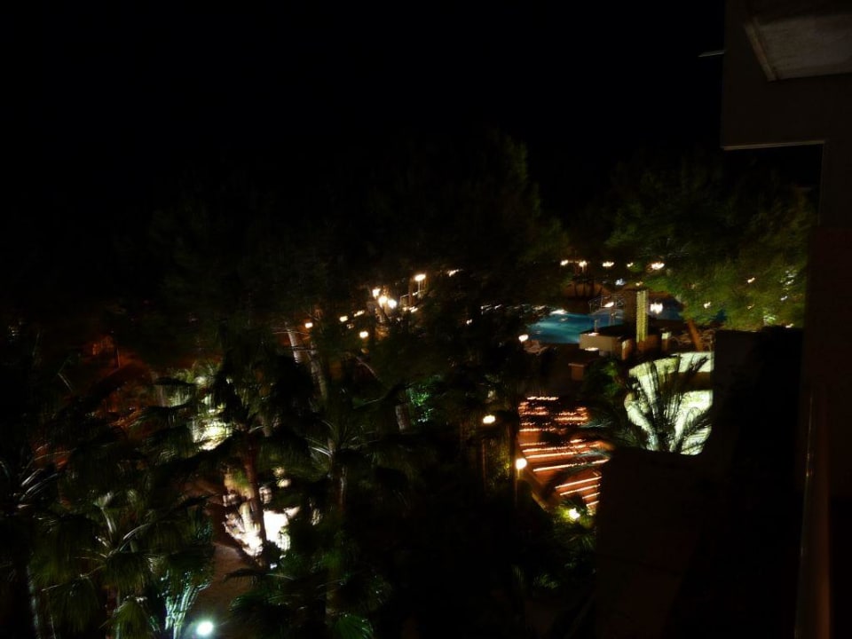 Ausblick Zimmer bei Nacht allsun Hotel Bella Paguera