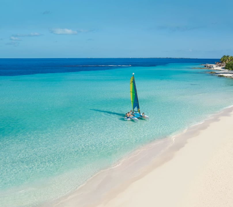 Strand Dreams Sands Cancun Resort & Spa