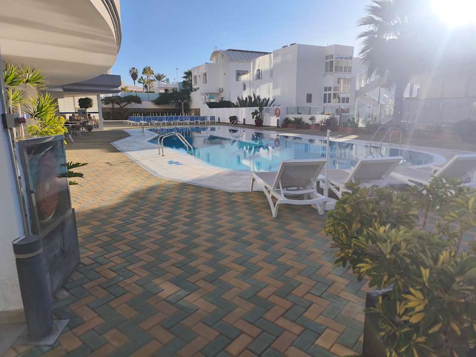 Pool HL Suitehotel Playa del Ingles