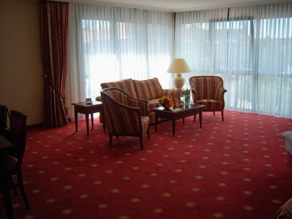 Blick vom Eingang Victor's Residenz-Hotel Erfurt