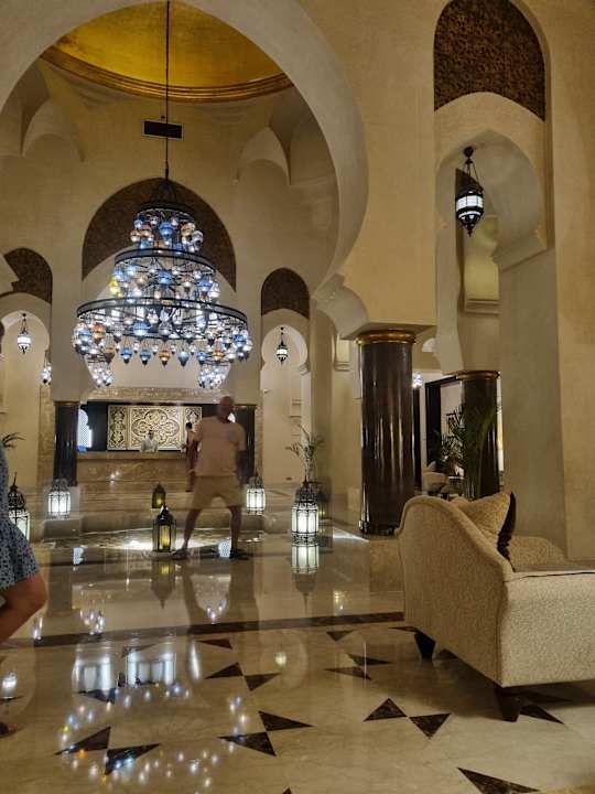 Lobby Miramar Al Aqah Beach Resort