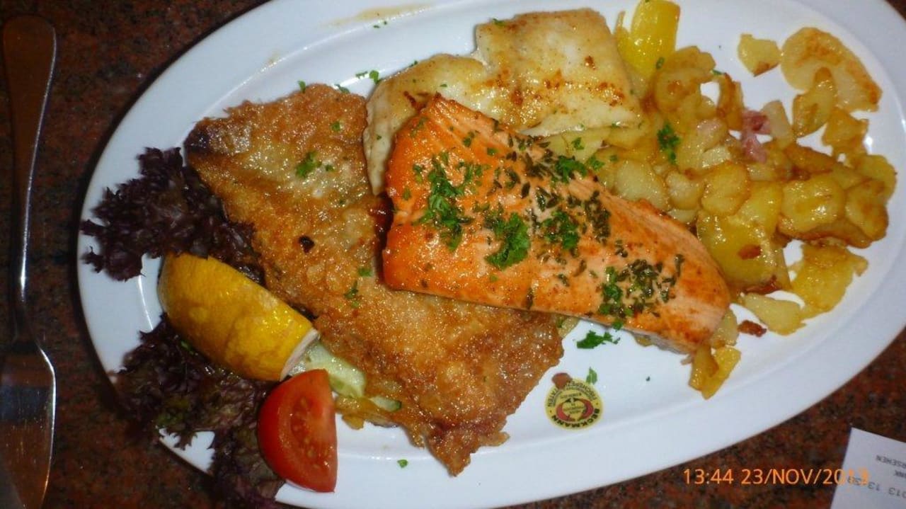 Lecker Fisch im SB-Restaurant Beckmann Hotel Hafen Büsum