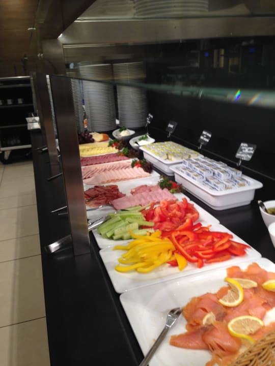 Frühstück SORAT Hotel Saxx Nürnberg