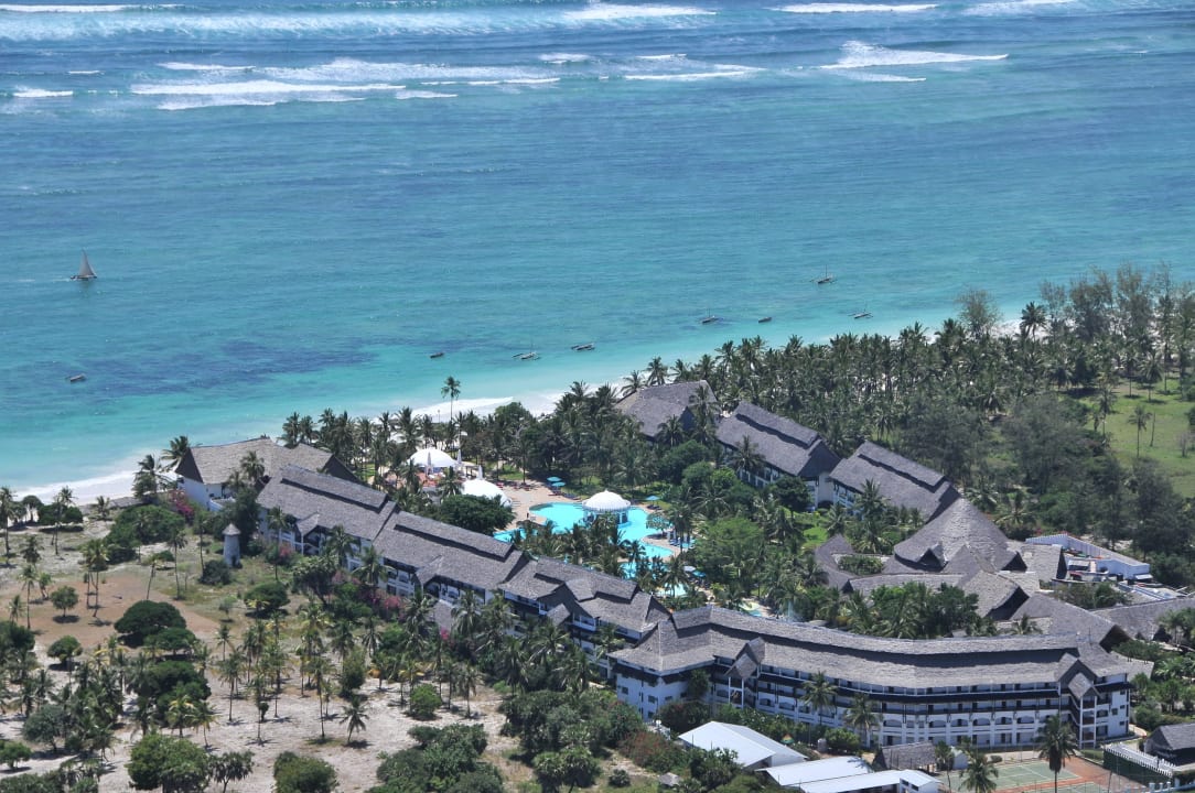 Hotel aerial view Hotel Southern Palms Beach Resort