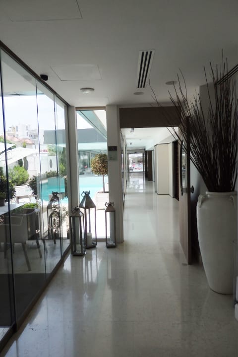 Zum Frühstücksrestaurant Hotel Alasia