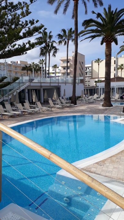 Pool CM Playa del Moro