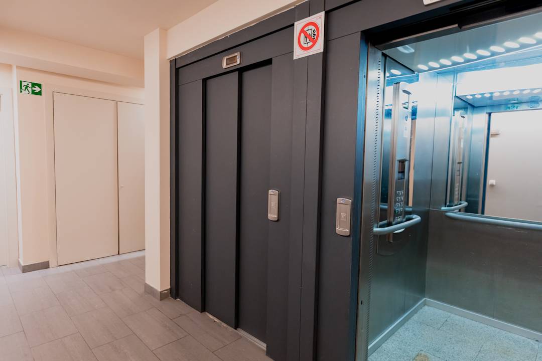 Lobby Pierre & Vacances La Merceria Apartamentos