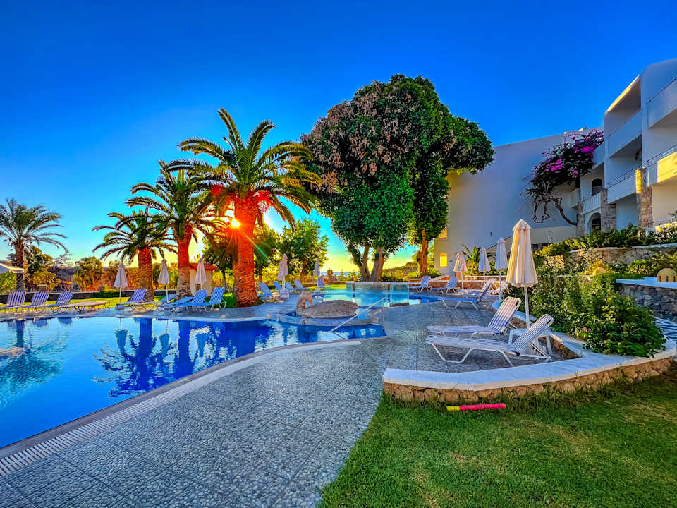 Pool Ekaterini Hotel