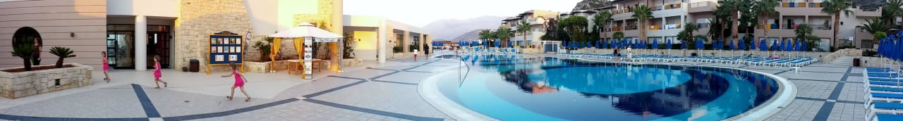 Poolpanorama Grand Hotel Holiday Resort