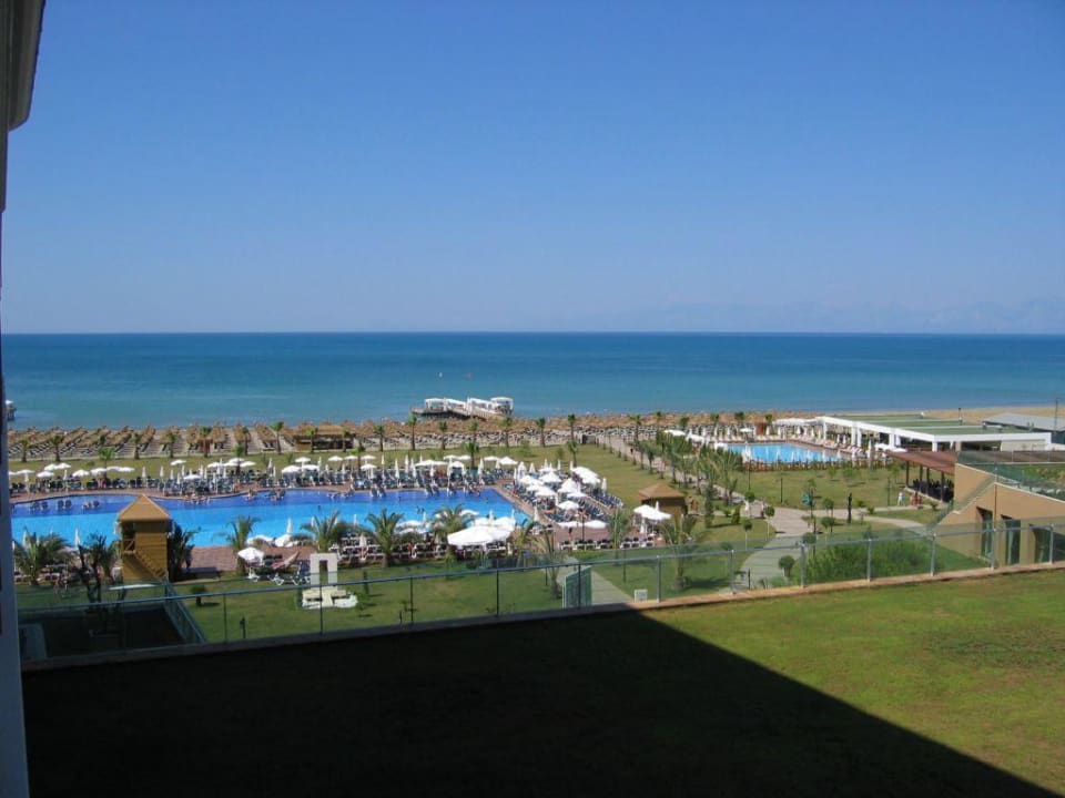 Blick auf den Strand Voyage Belek Golf & Spa
